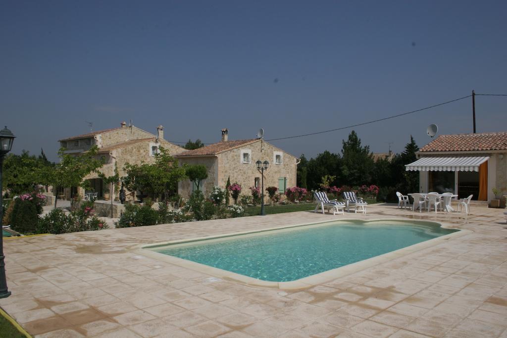 Locations Des Alpilles Daire Saint-Rémy-de-Provence Oda fotoğraf